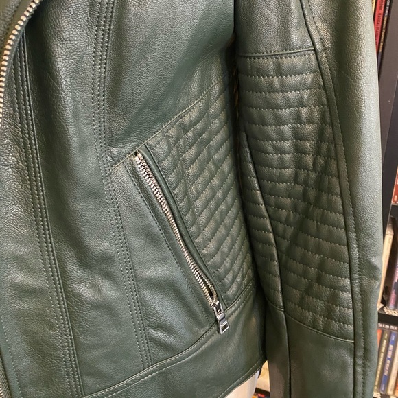 Guess Faux Leather Jacket retail $180 - Picture 9 of 16